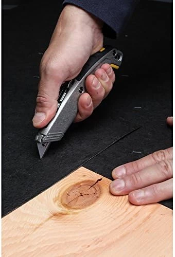 Stanley Consumer Tools 10-789 6-78" Twin Blade Knife