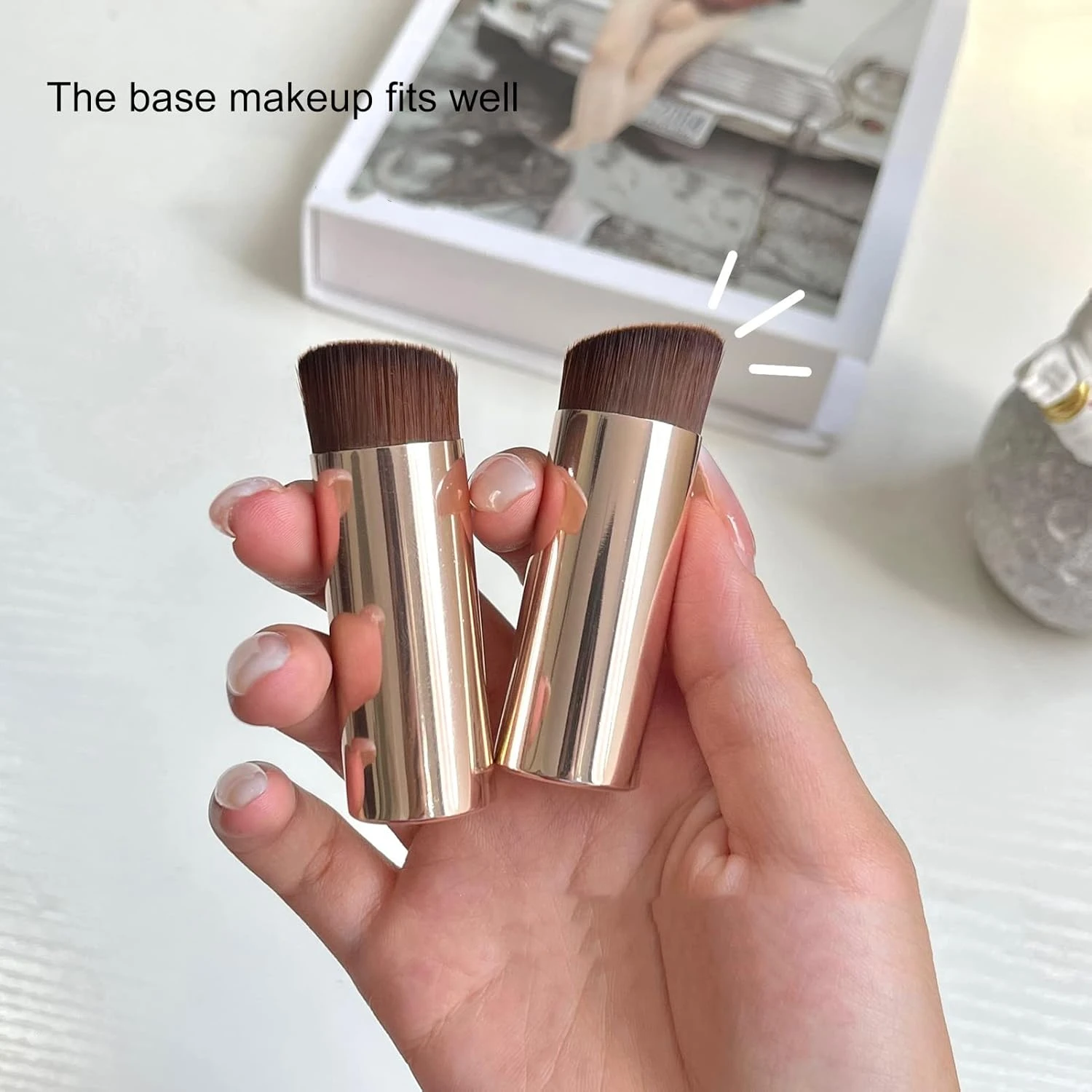 Portable Flat Oblique Head Makeup Brush - Blending Beauty Tool