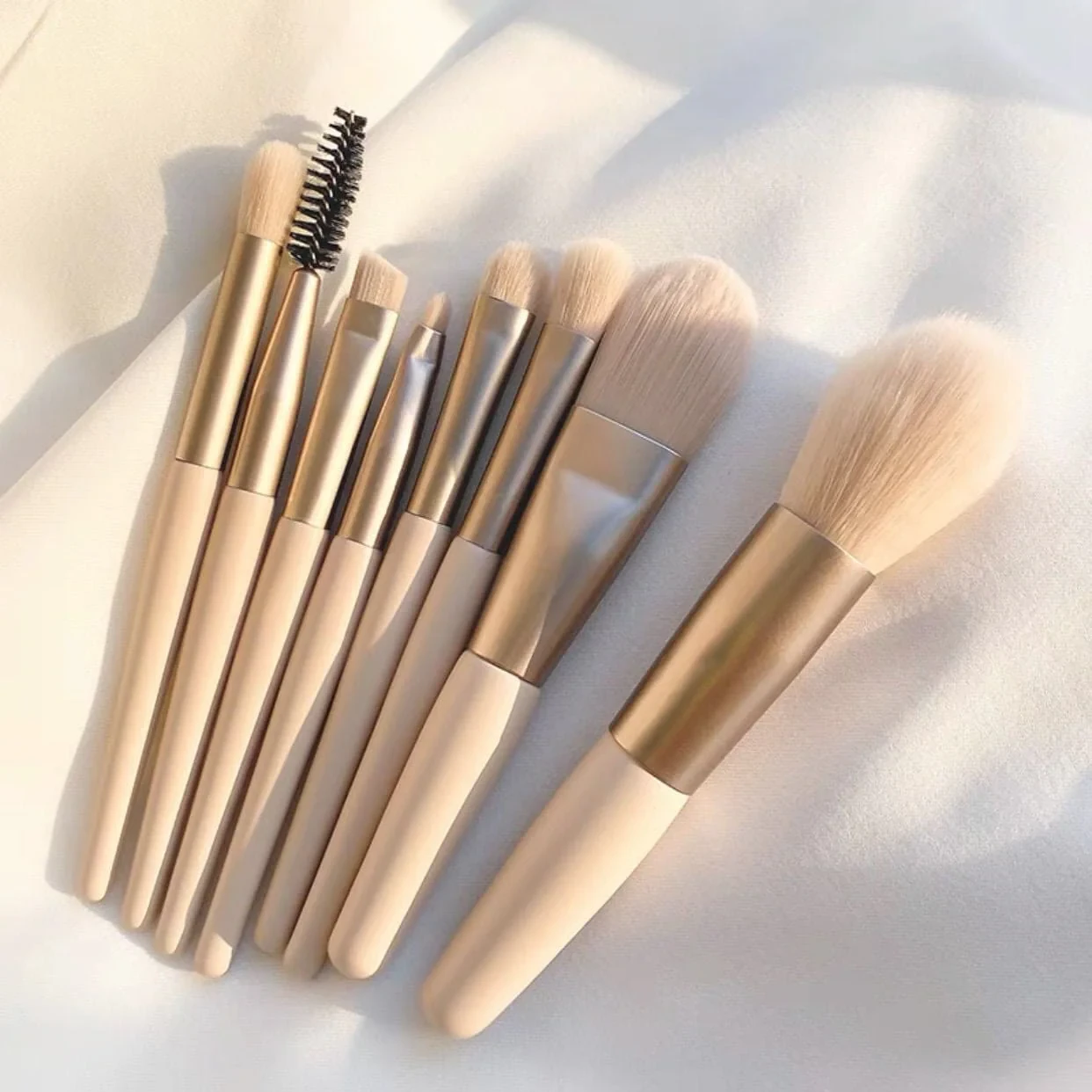8Pcs Soft Bristles Makeup Brush Tools Foundation Powder Eyeshadow Cosmetics Brus