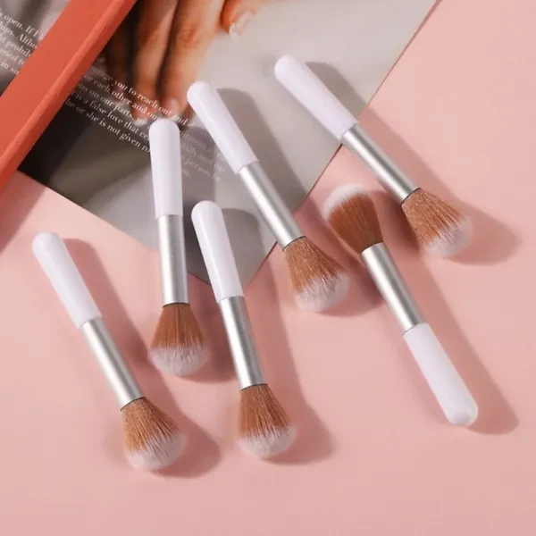 Premium White Makeup Brush - Perfect for Face Blush (High Quality)