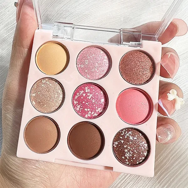 Nine Colors Water Resistant Matte Glittery High Pigmented Non-Smudge Eye Shadow