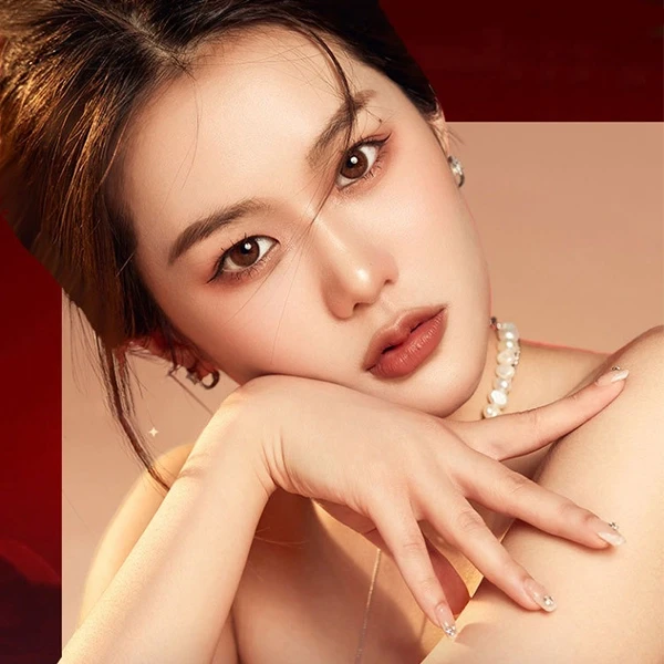 Highly Pigmented Waterproof Non-Stick Lip Care Luxury Lightweight Non-Sticky Wom