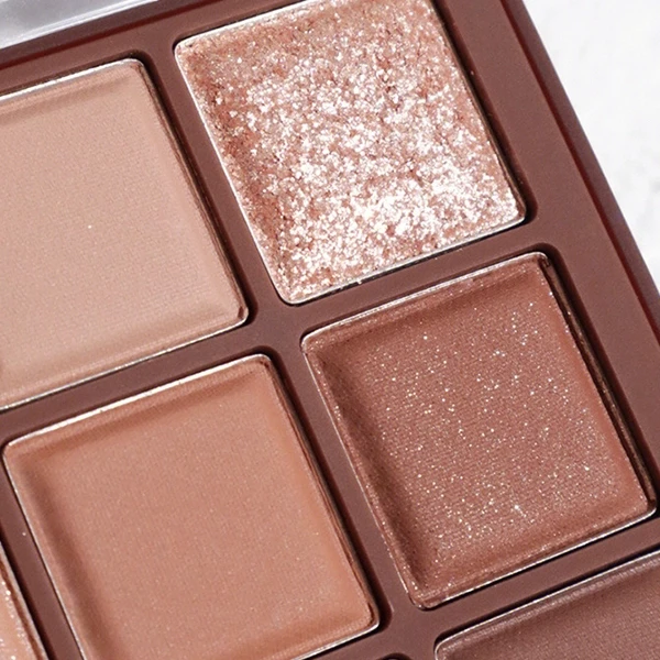 Nine Colors Water Proof Long Lasting Non-Smudge Matte Glittery Eyeshadow Palette