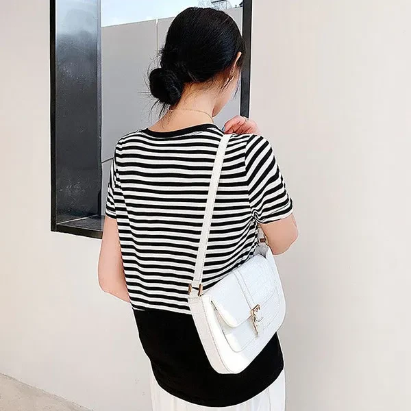 Stripes Letter Pattern Soft Fabric Crew Neck Short Sleeves Casual Wear T-Shirt