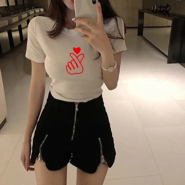 Heart Print Mini T-Shirt Stylish & Comfy Women's Top for Summer