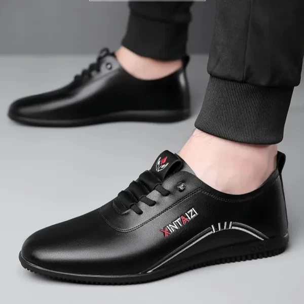 Letters Print PU Leather Slip On Men Flat Fashion Pointy Toe Flat Bottom Casual