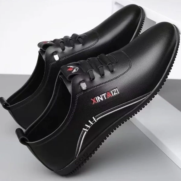 Letters Print PU Leather Slip On Men Flat Fashion Pointy Toe Flat Bottom Casual