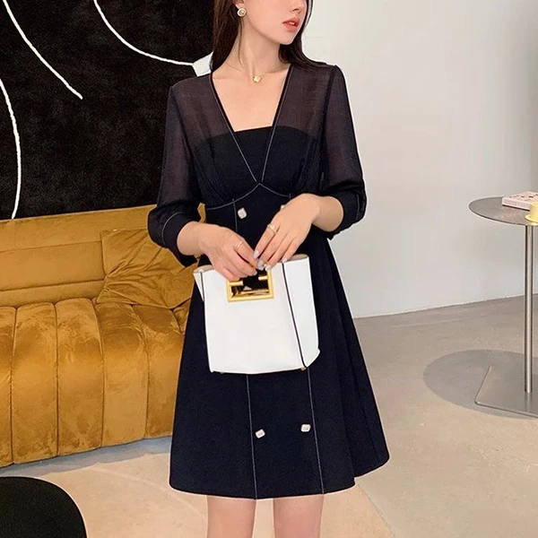 Black V Neck Cocktail Dress with Sleeves - Stylish and Fashionable Casual Wear (