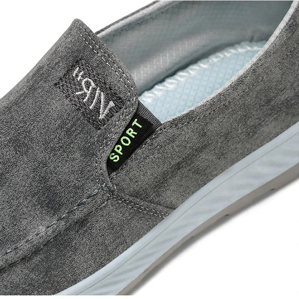 Suede Wear Resistant Casual Wear Anti-Skid Moccasin Slip-On Men Fashionable Flat