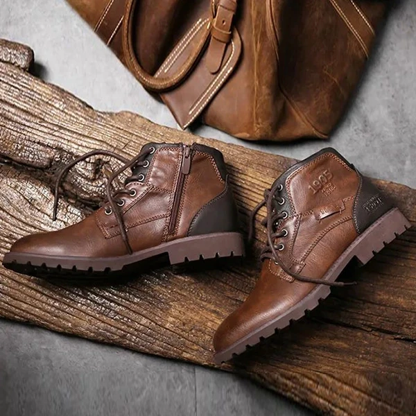 Brown Combat Men Boots Non-Slip Almond Toe Outdoor Hiking Chunky Boots For Men