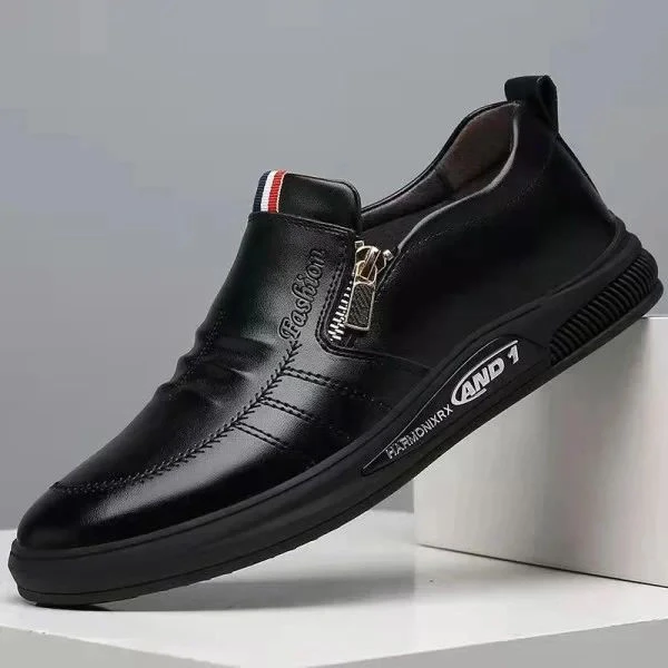 Black Leather Men's Loafers - Stylish & Comfortable