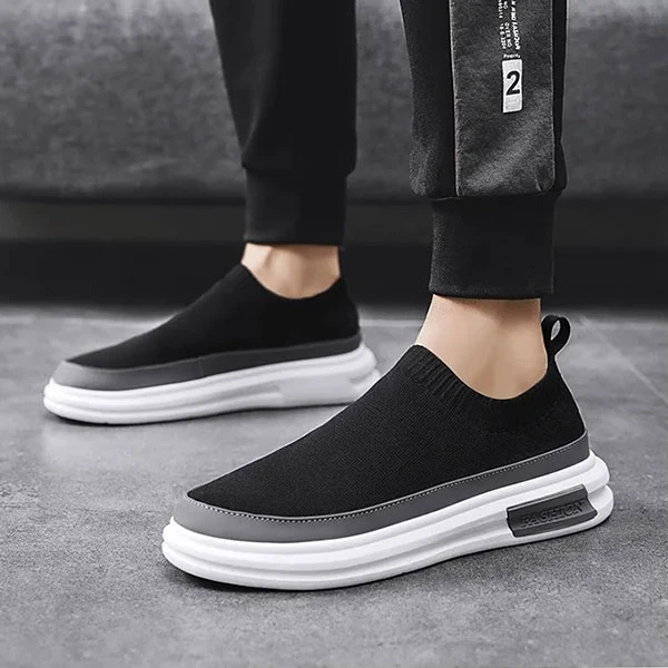 Black Color Breathable Slip-On Knitted Loafers Casual Wear Men Fashionable Flat