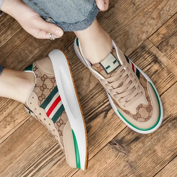 Colorful Stripes Pattern Front Lace-Up Thick Soft Sole Men Breathable Designer S