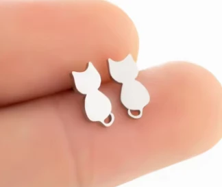 Chic Lightweight Drop Earrings – Elegant Design for Everyday Glam