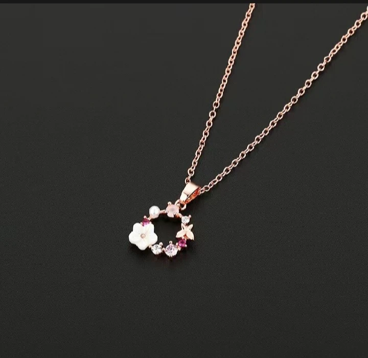 Rose Gold- color flower jewellery